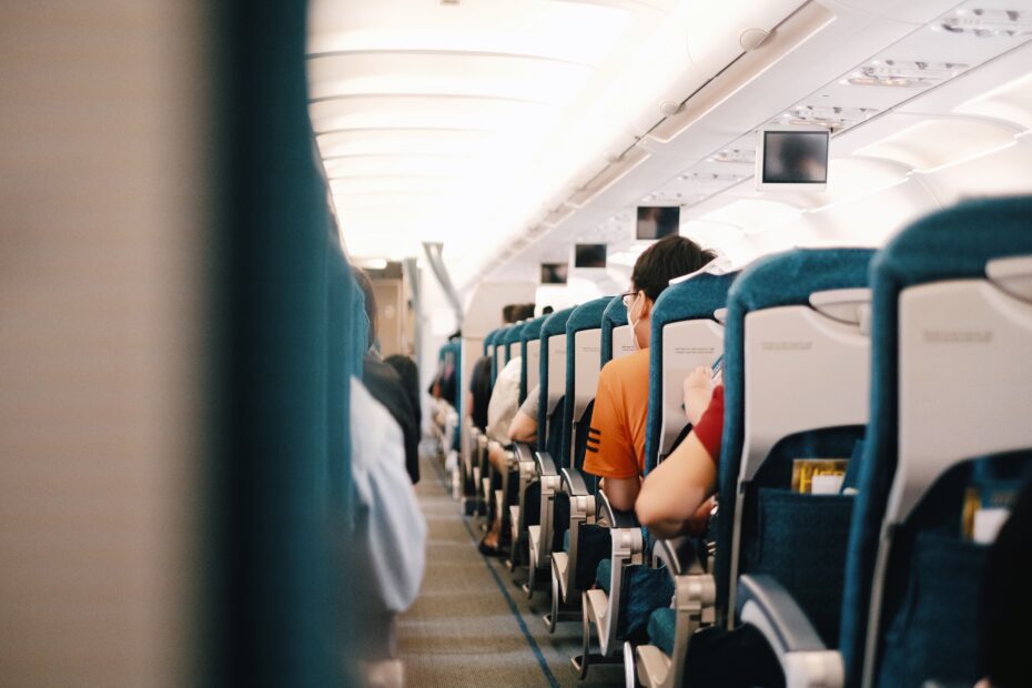 Como avaliar a política de bagagens e serviços das companhias aéreas antes de reservar